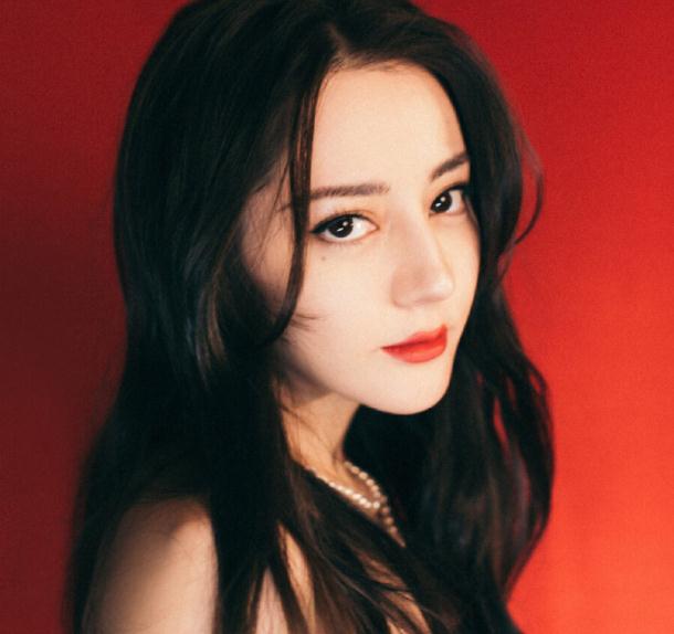 迪丽热巴全名叫什么名字(迪丽热巴开什么车) 迪丽热巴全名叫什么名字(迪丽热巴开什么车)